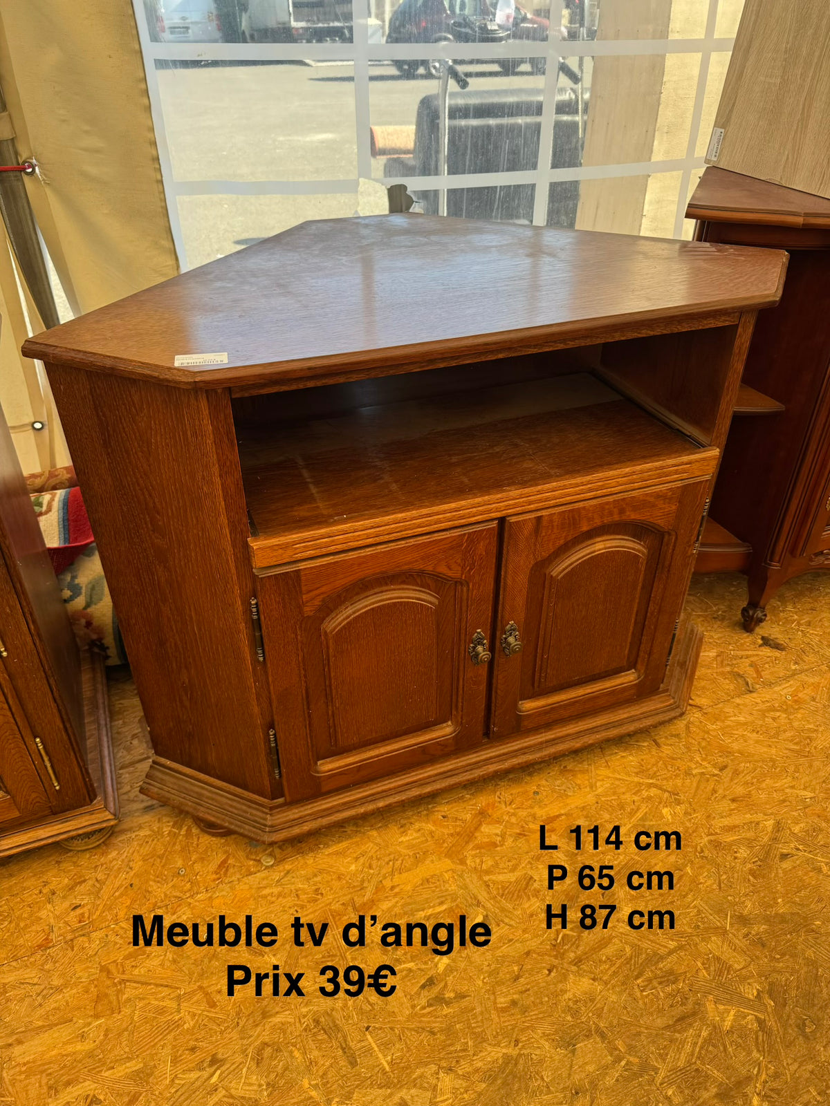 Meuble tv d’angle 068661