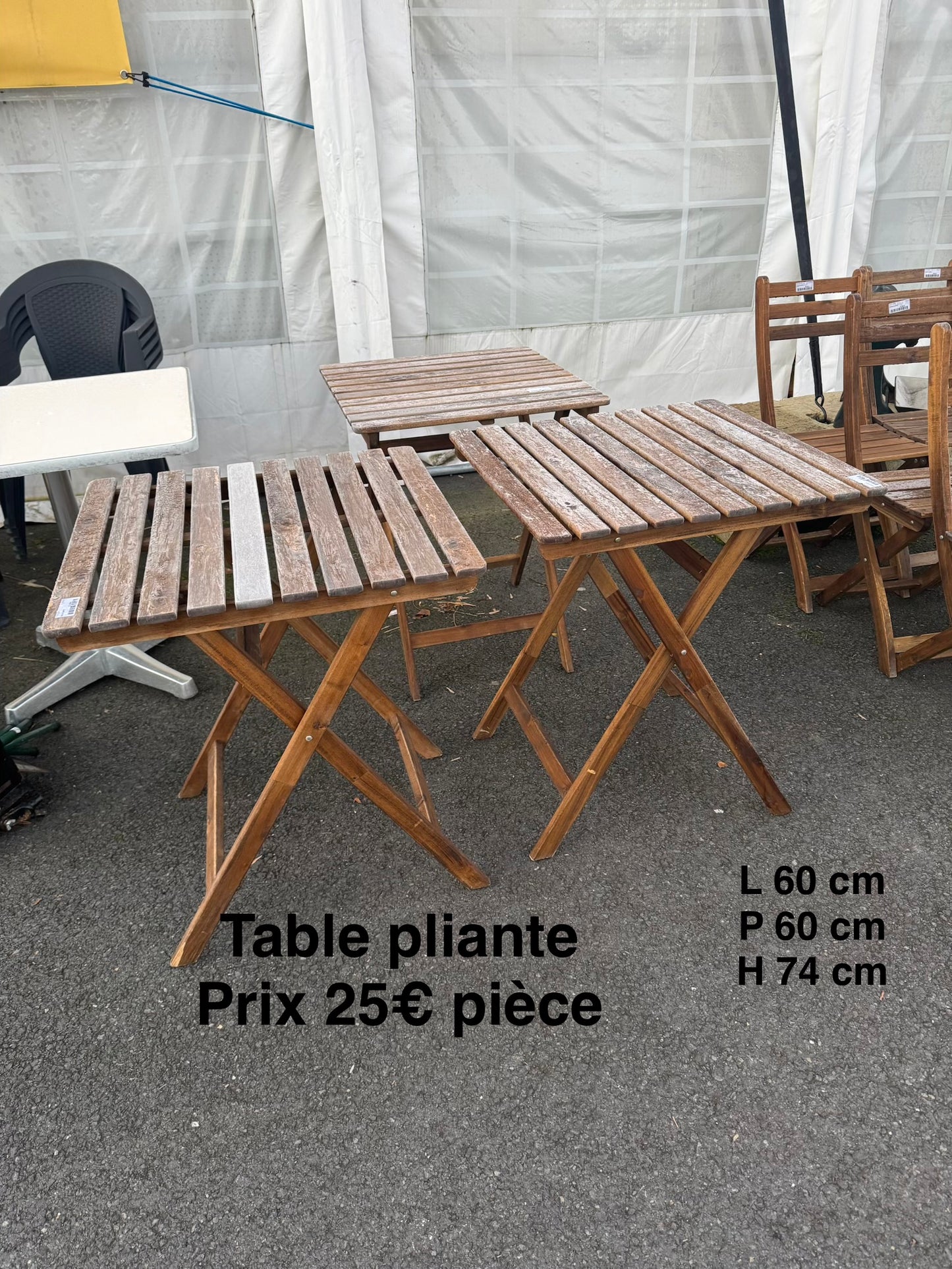 Table pliante 052326