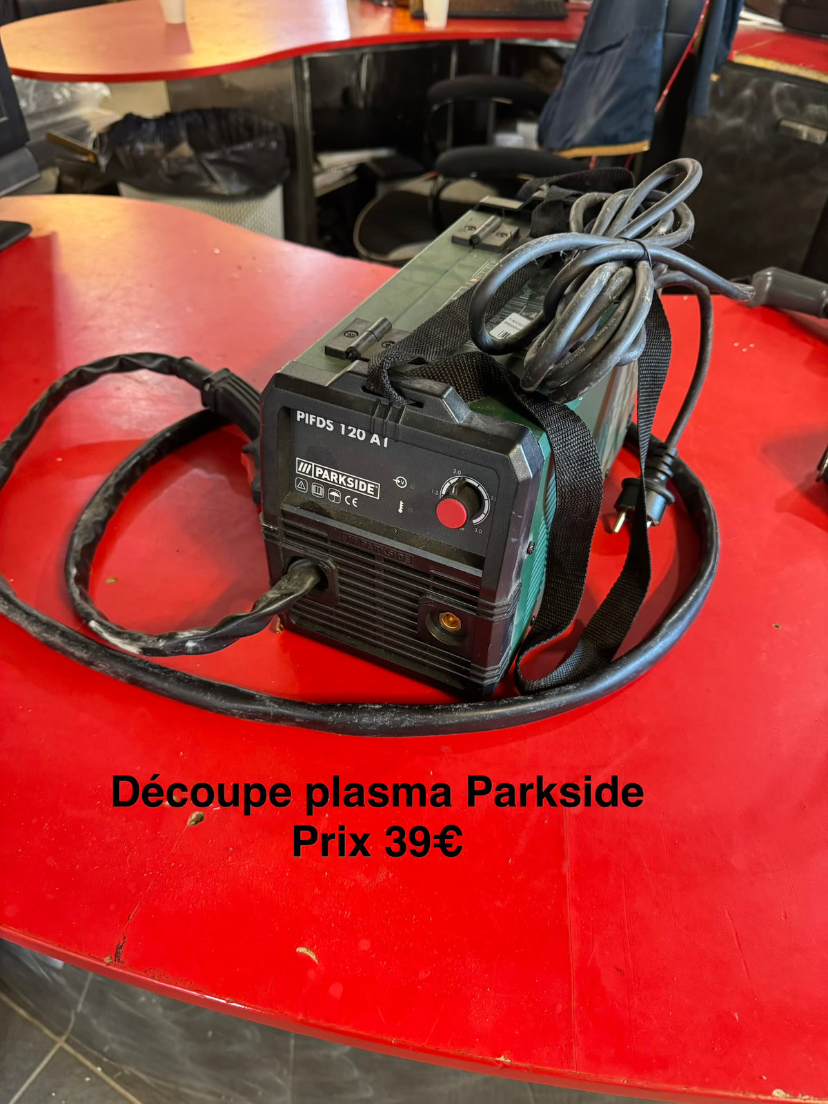 Découpe plasma Parkside 068116