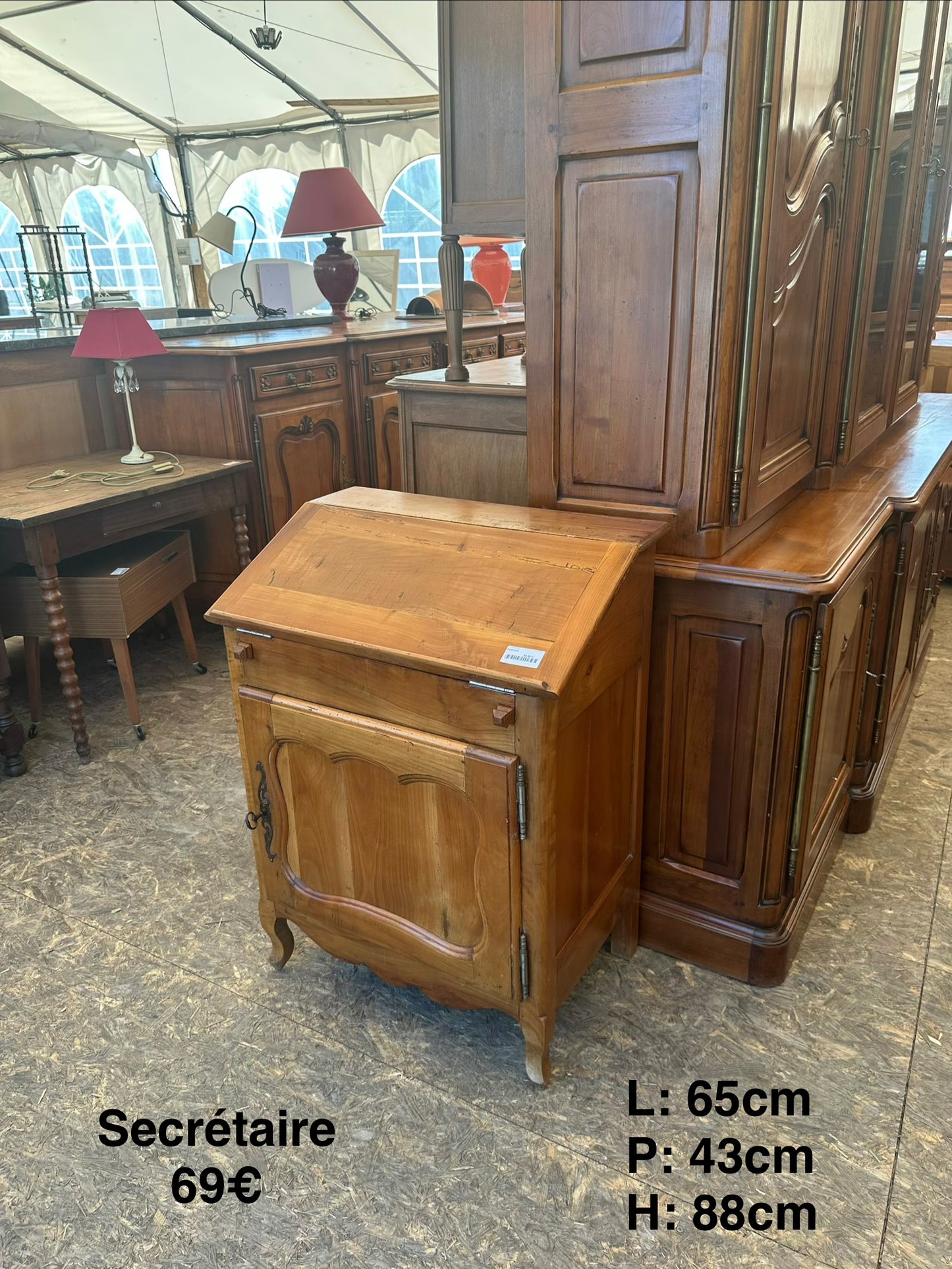 Secrétaire 063550