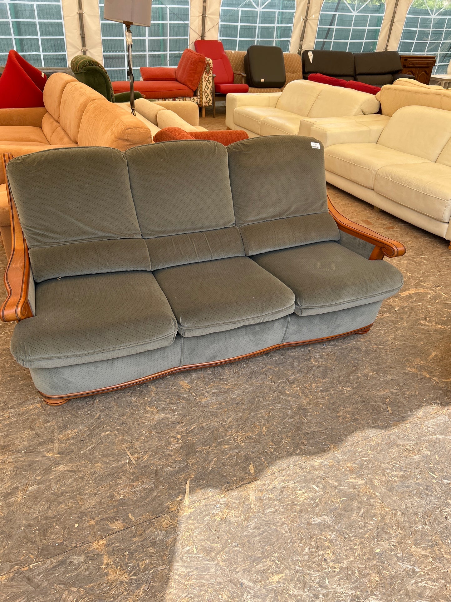 Canapé tissu convertible 045341