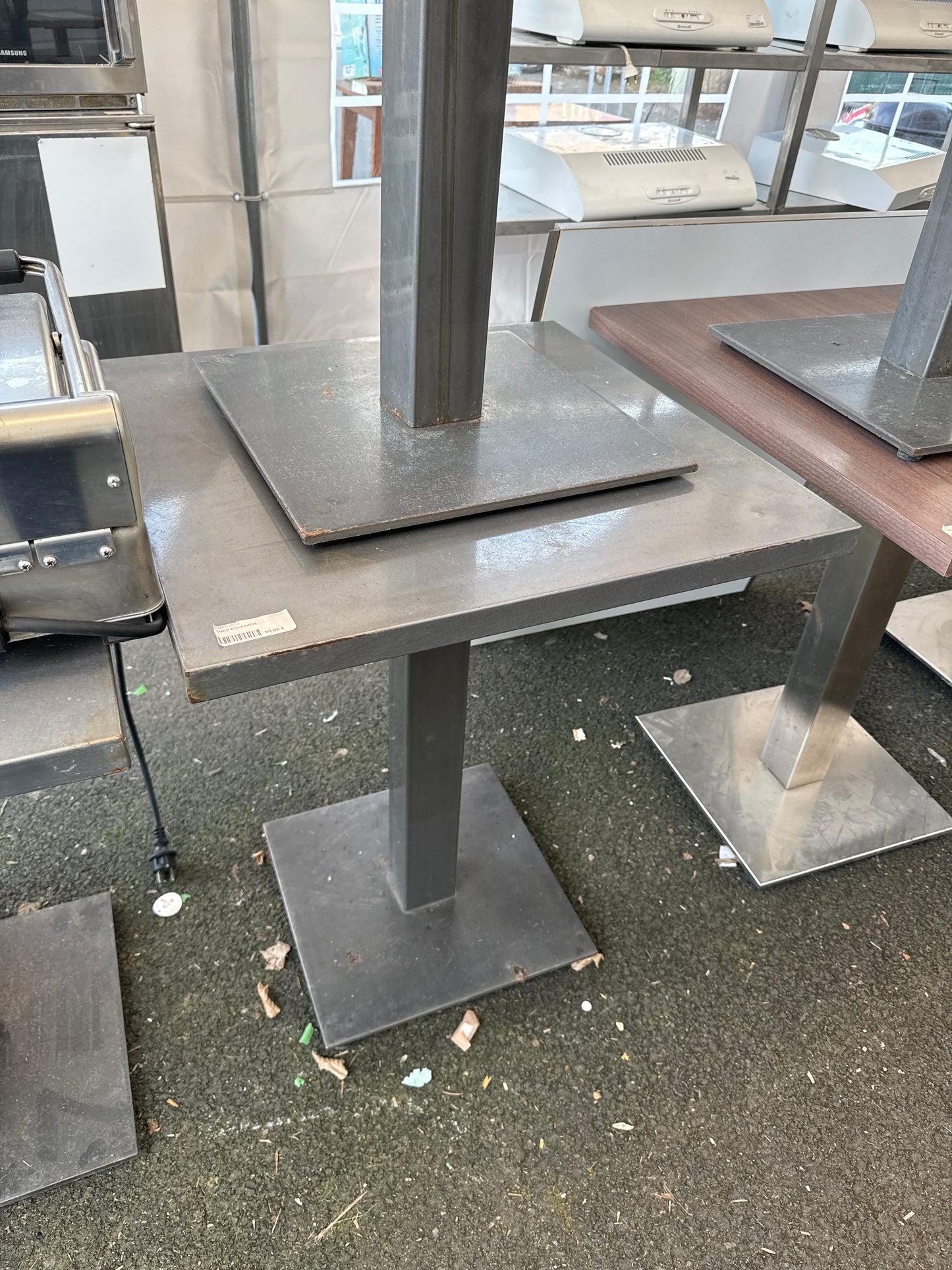 Table style indus 035385