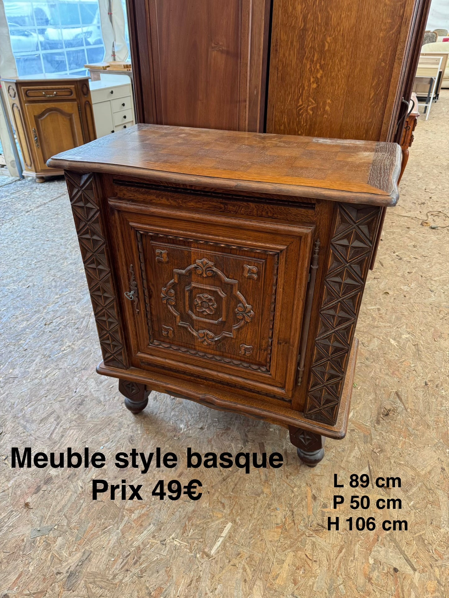 Meuble style basque 050965