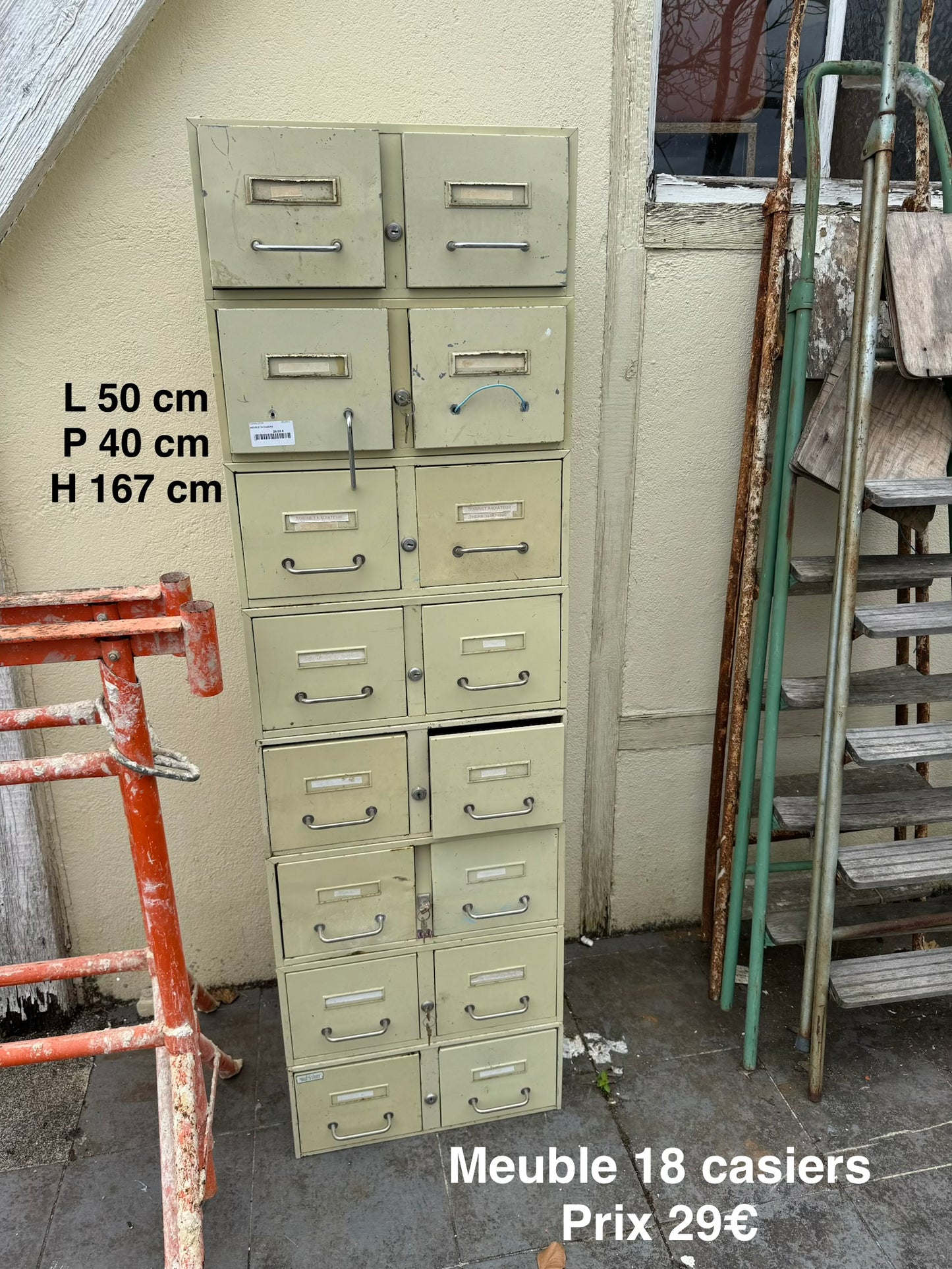 Meuble 18 casiers 062653