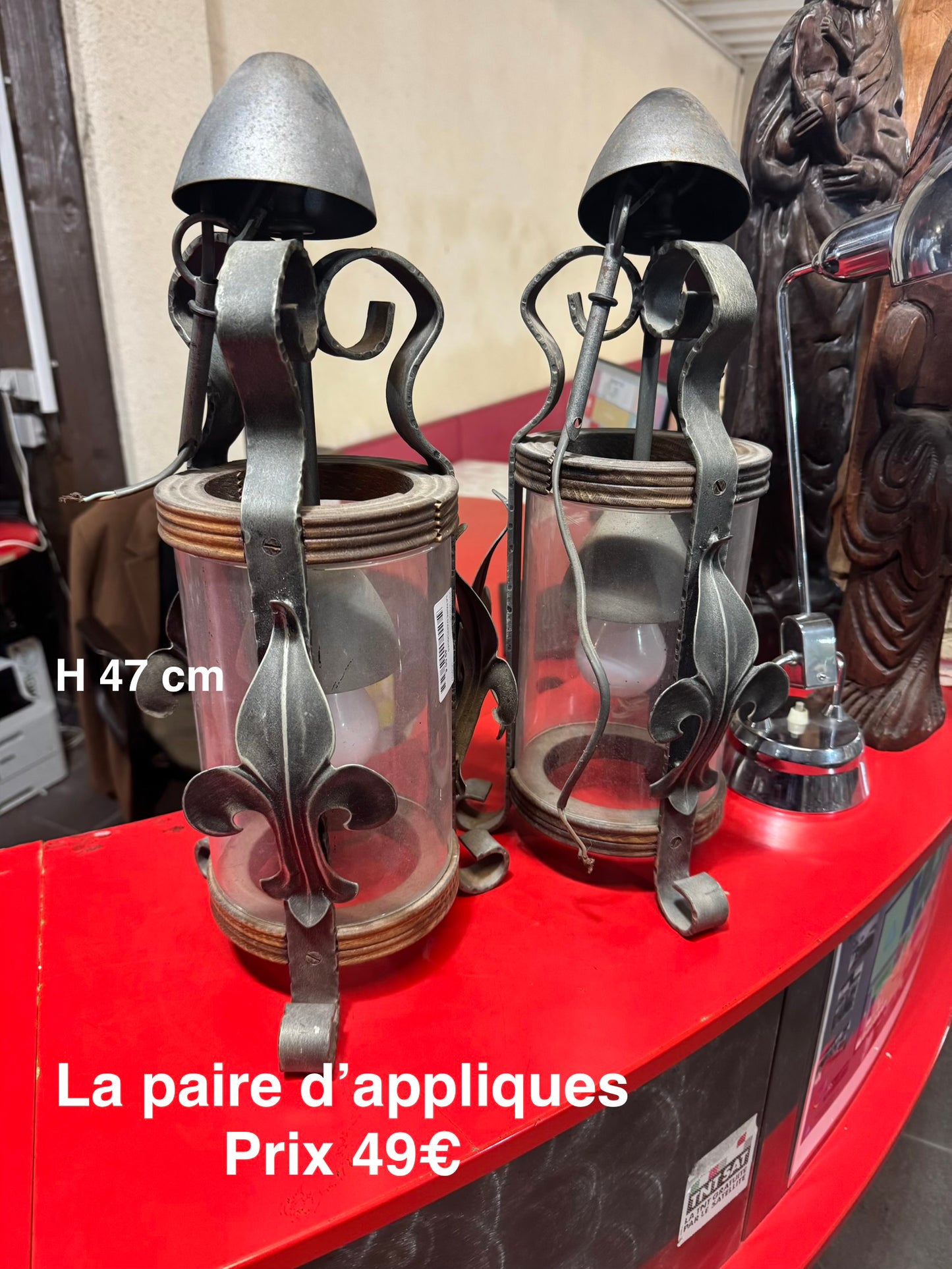 La paire d’appliques 054637