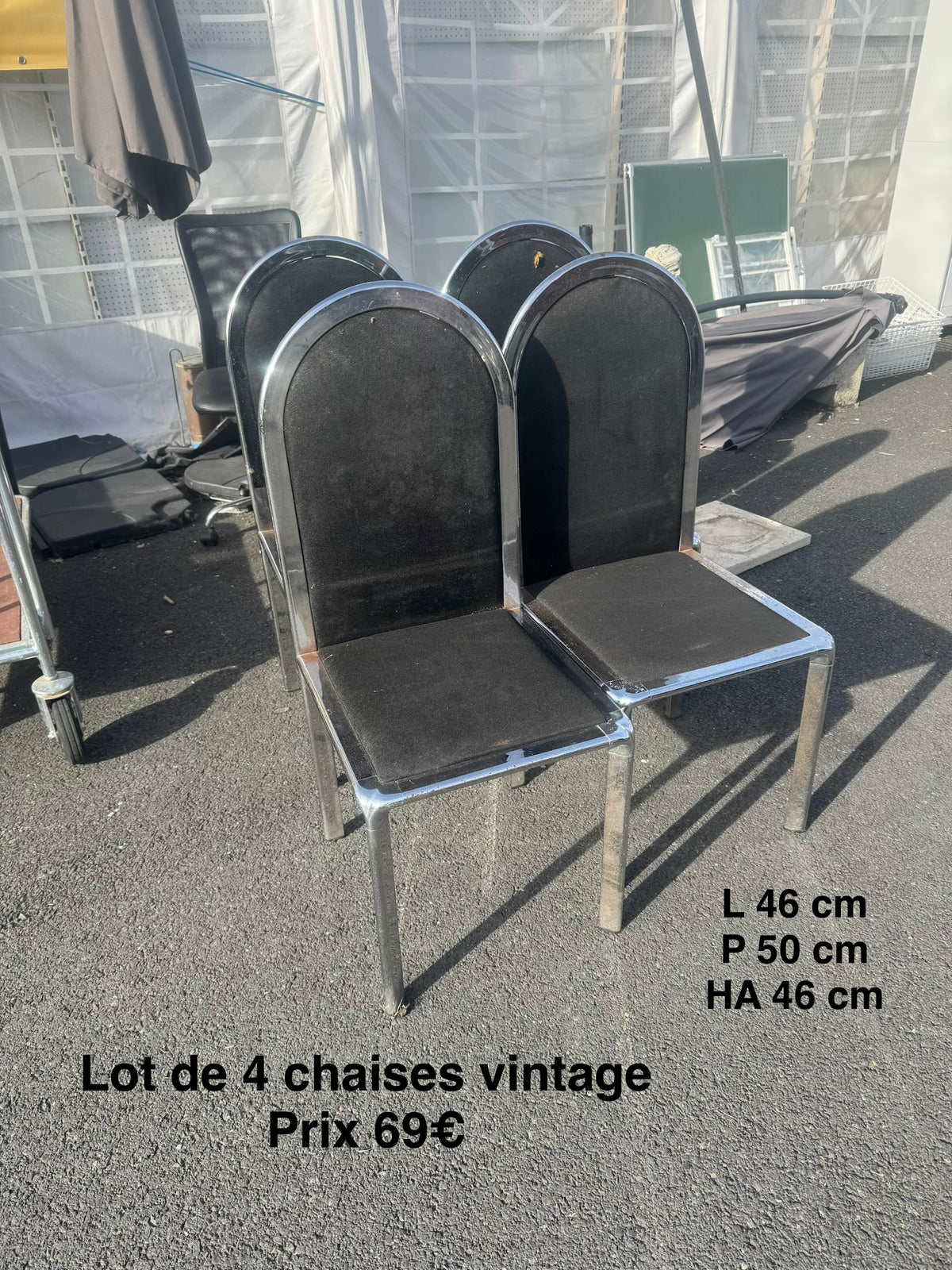 Lot de 4 chaises vintage 068297