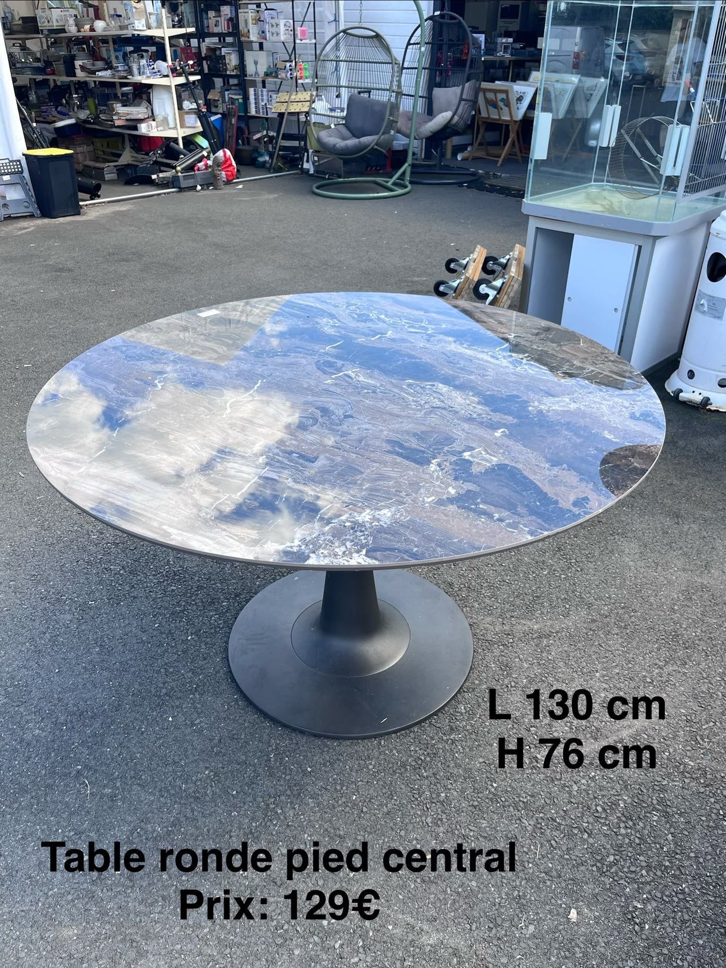 Table ronde moderne