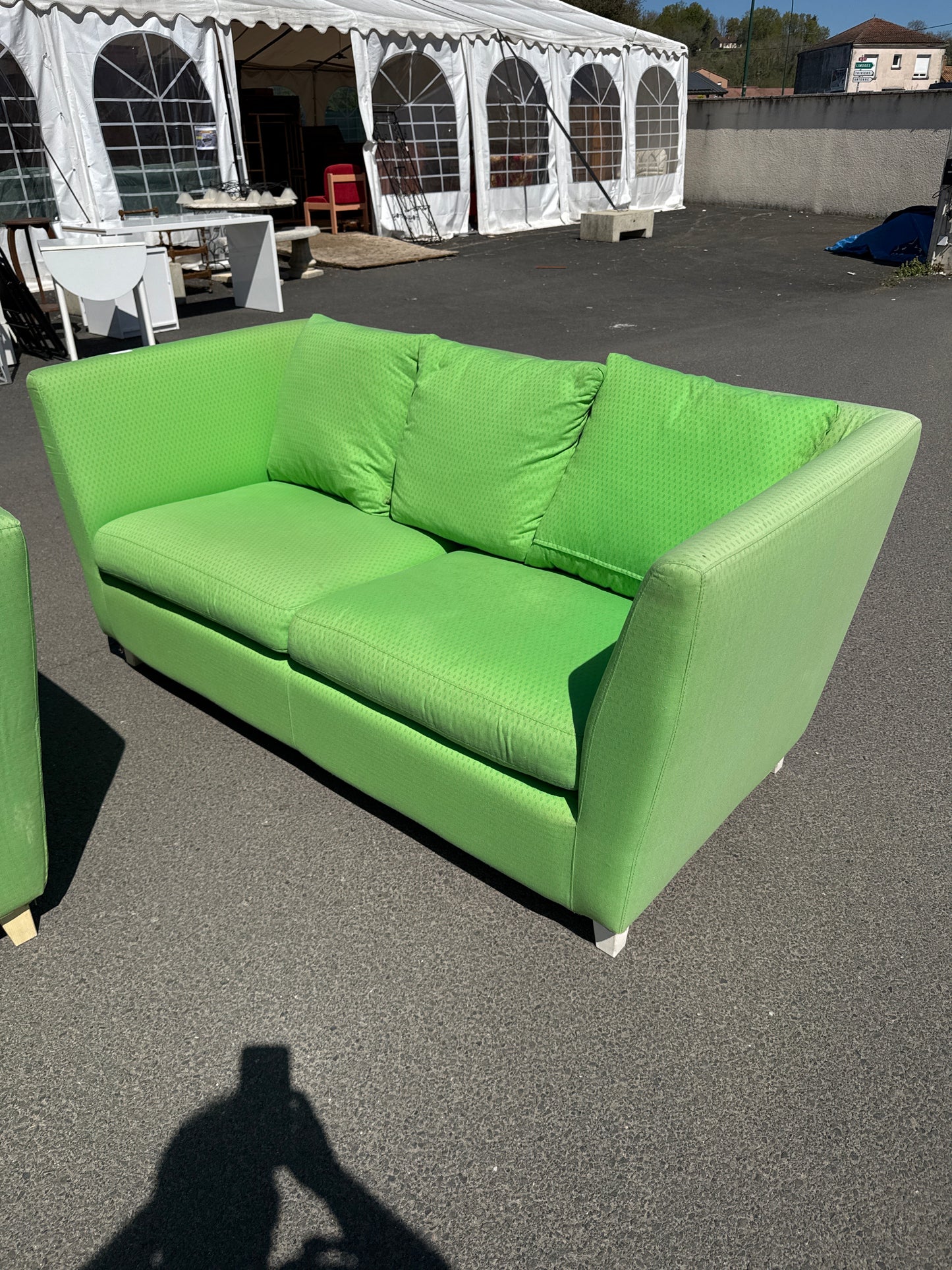 Canapé vert en tissu 039498