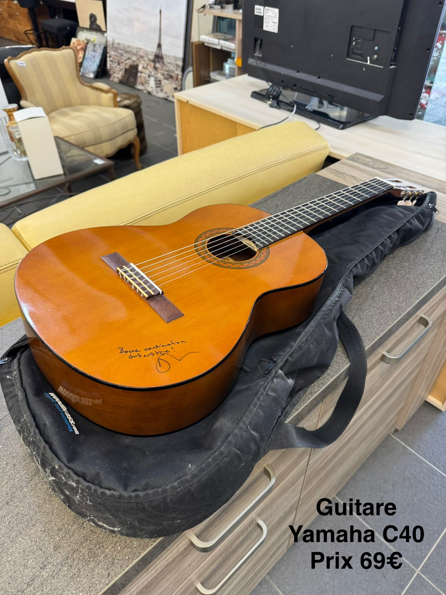 Guitare Yamaha C40 065667