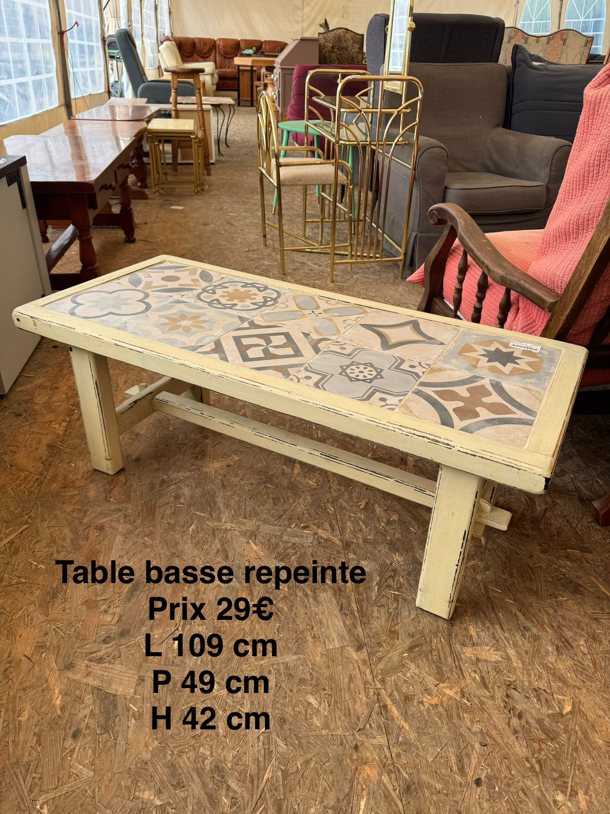 Table basse repeinte 069251
