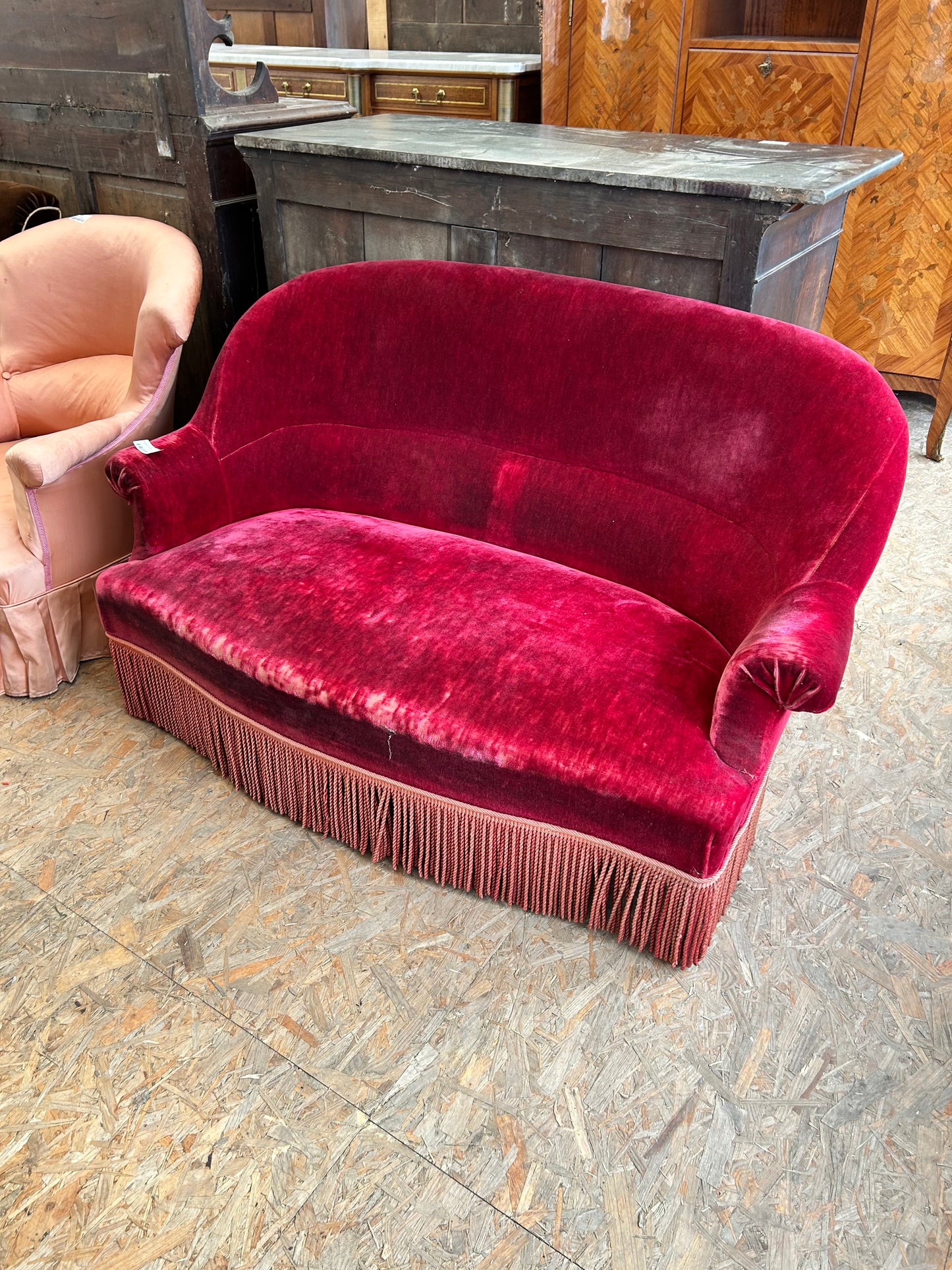 Banquette rouge 039760