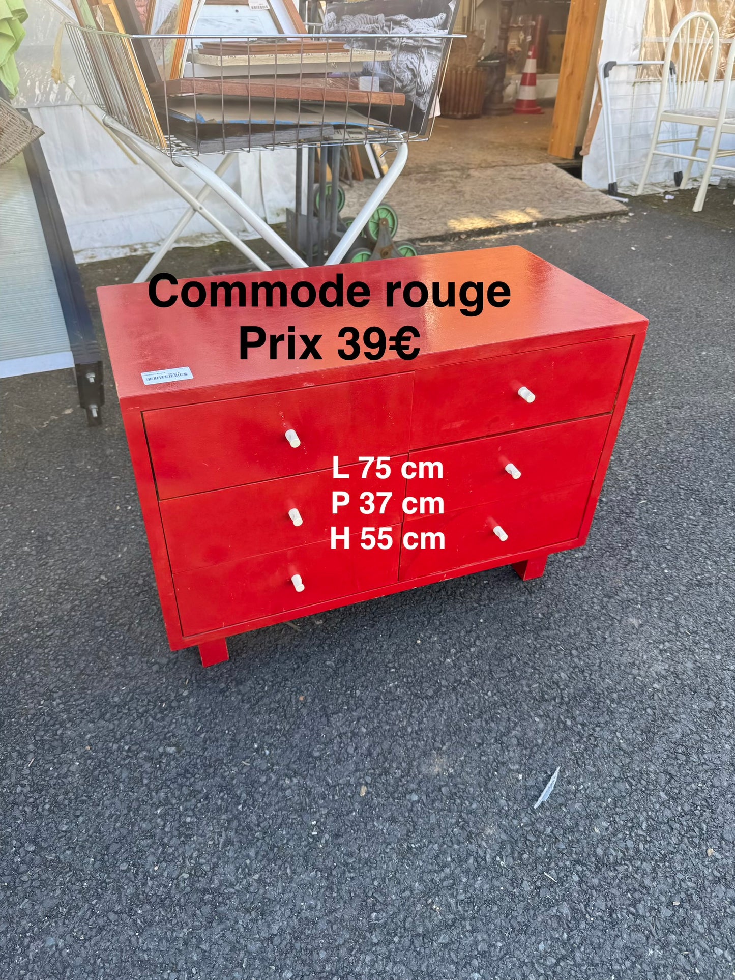 Commode rouge 058476