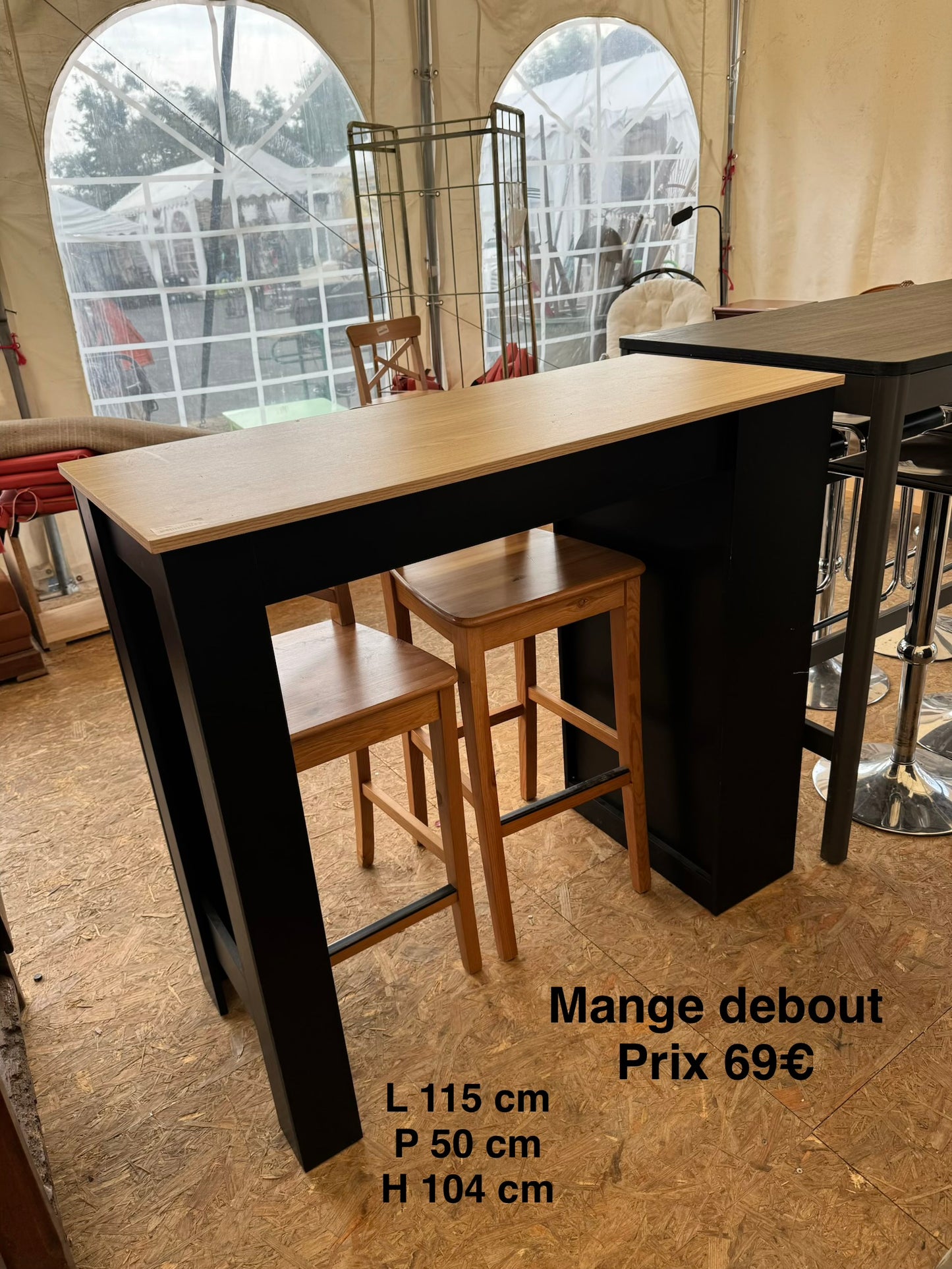 Mange debout 065558