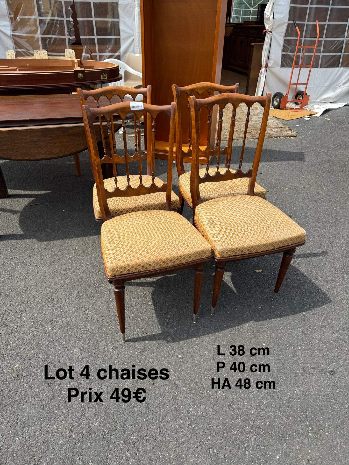 Lot 4 chaises 064793
