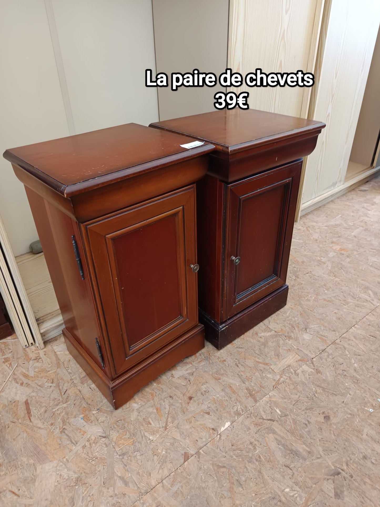 La paire de chevets 038357
