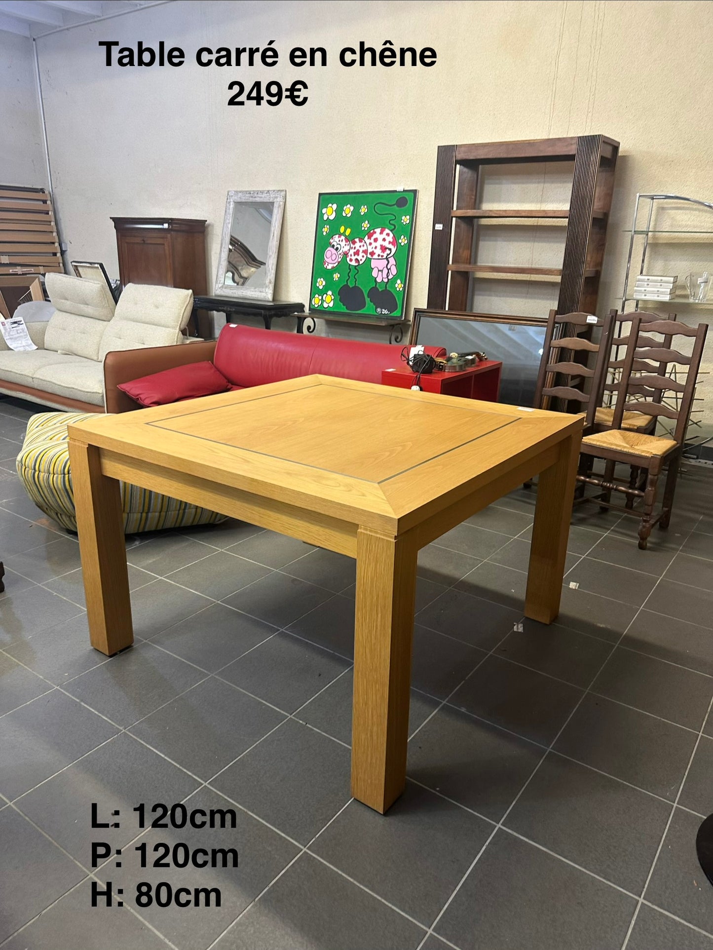 Table carré en chêne 064574