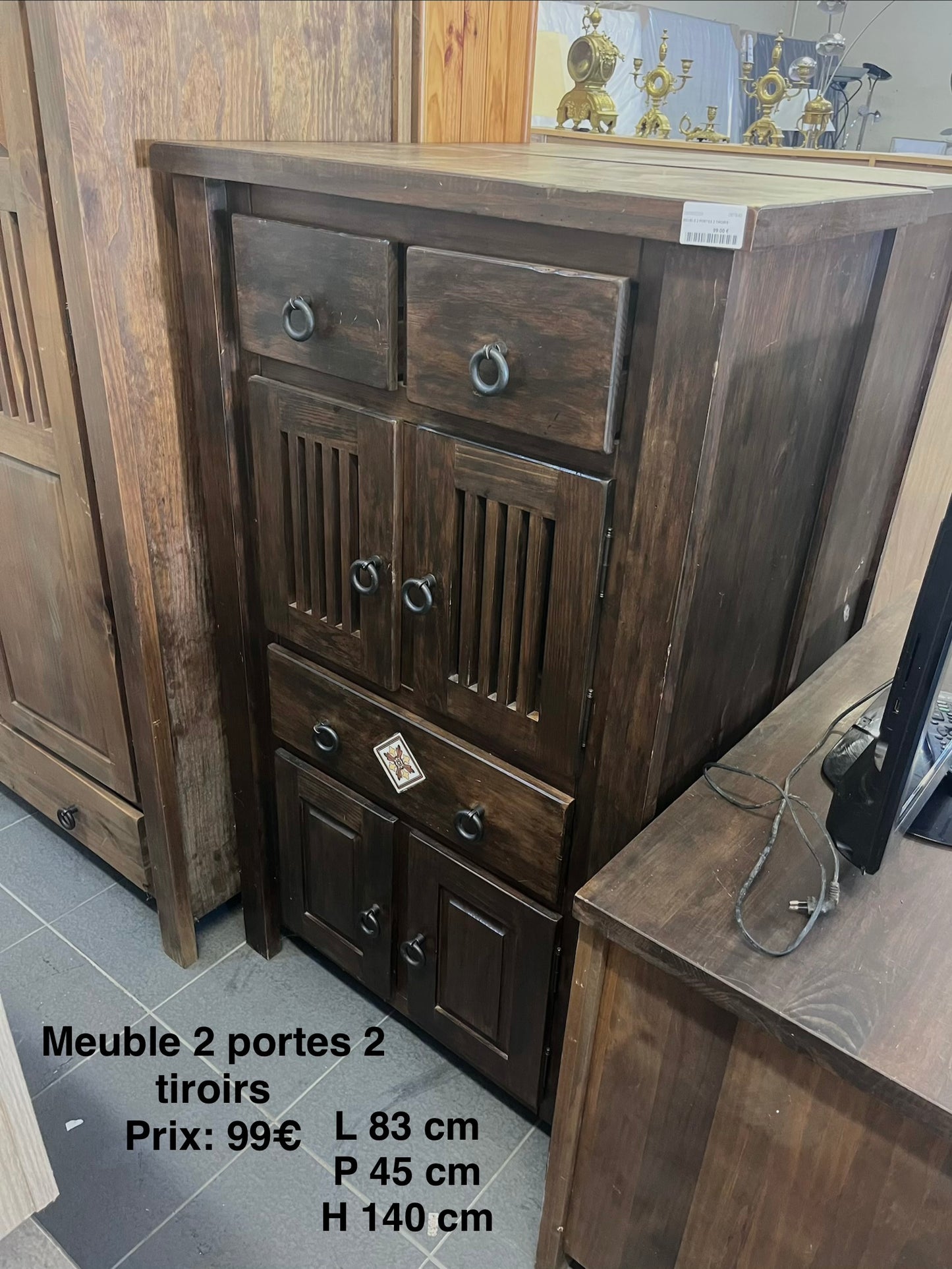 Meuble 2 portes 2 tiroirs 067640
