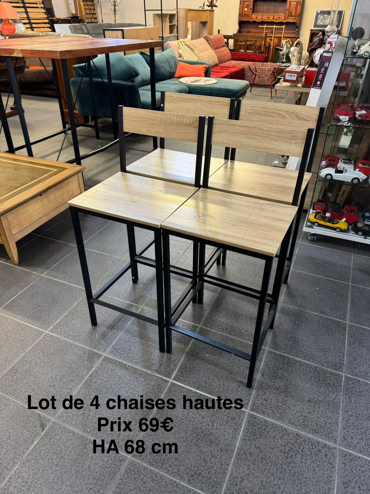 Lot de 4 chaises hautes 069162