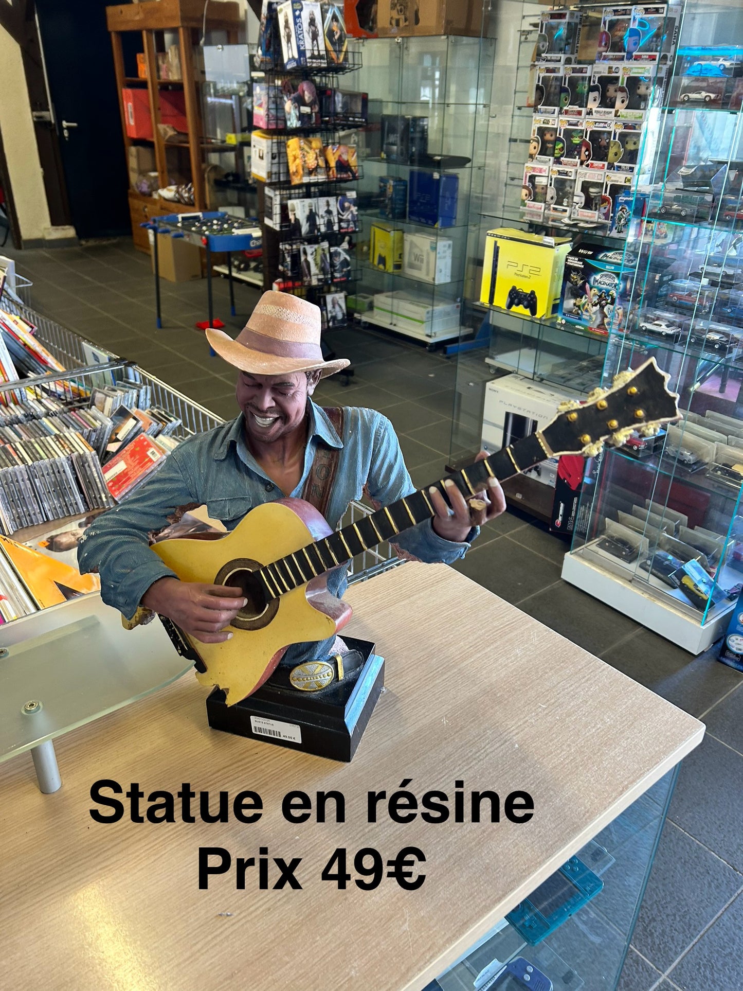 Statuette résine Guitariste