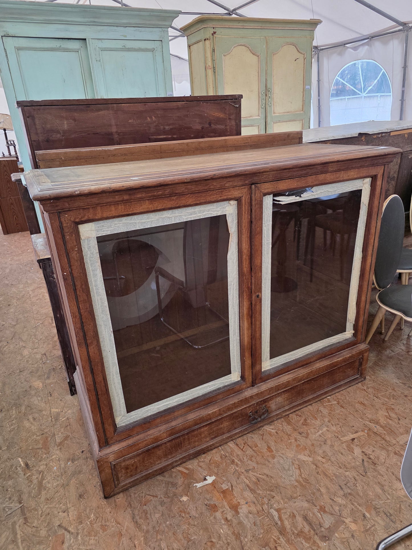 Meuble vitrine 038350