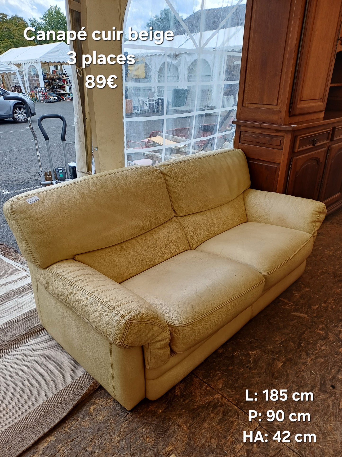 Canapé cuir beige 3 places 067207
