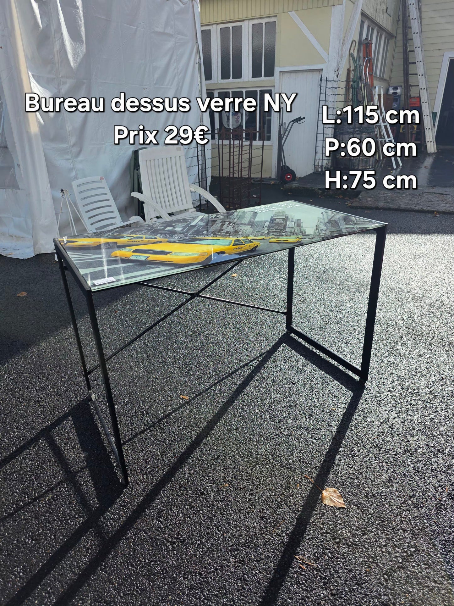 Bureau dessus verre NY 050425