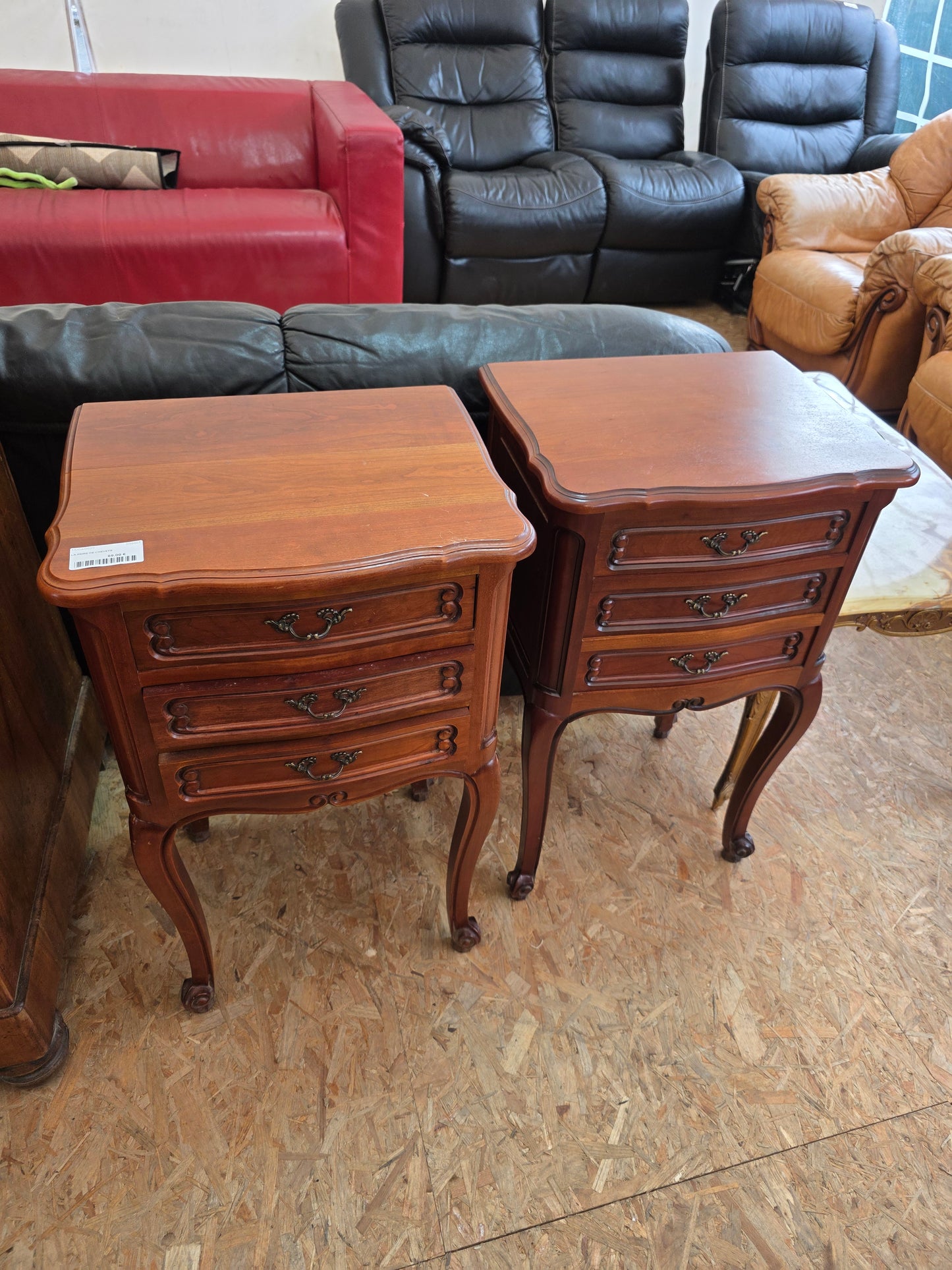 Paire de chevets 039081