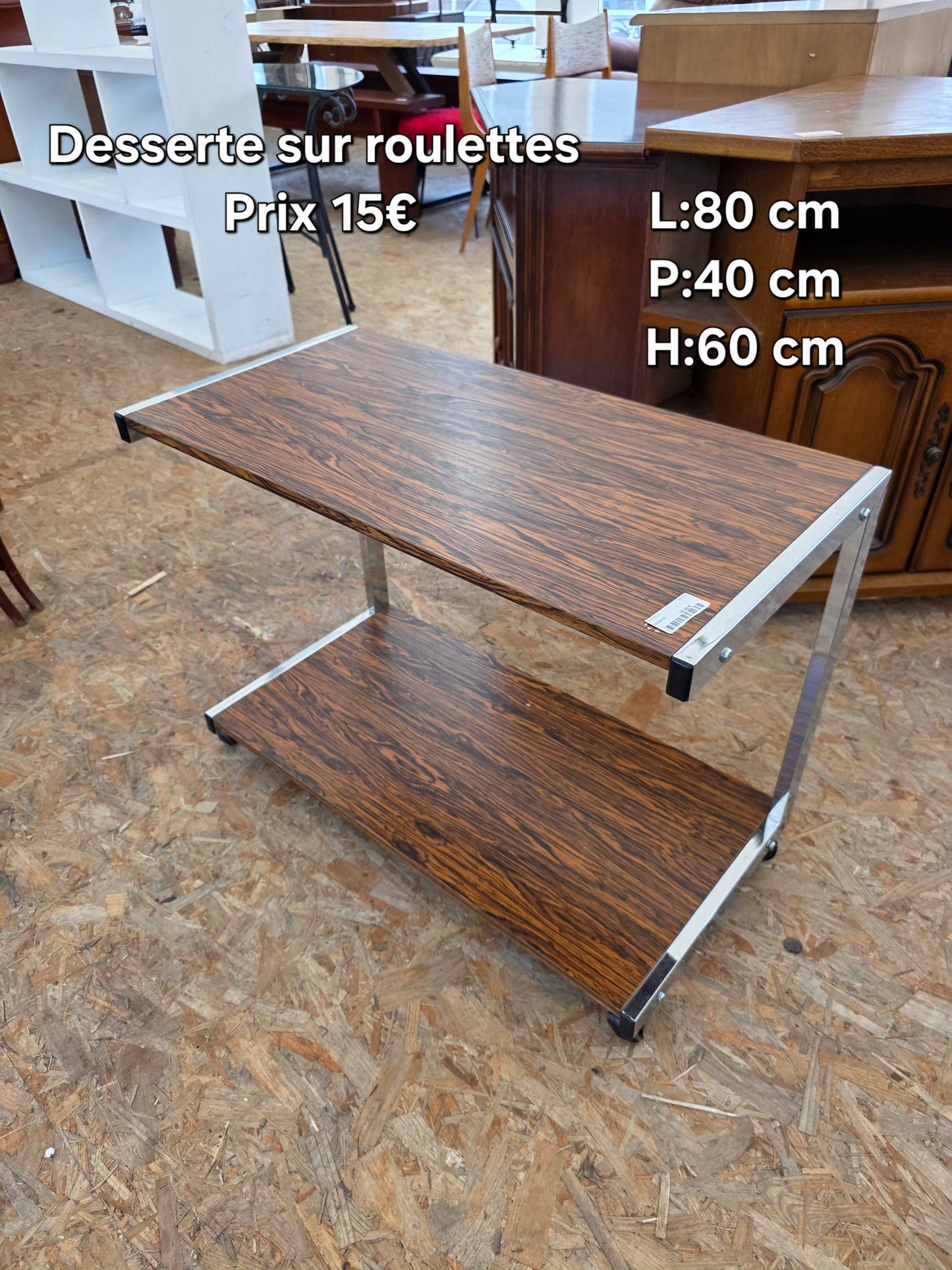 Desserte sur roulettes 051801