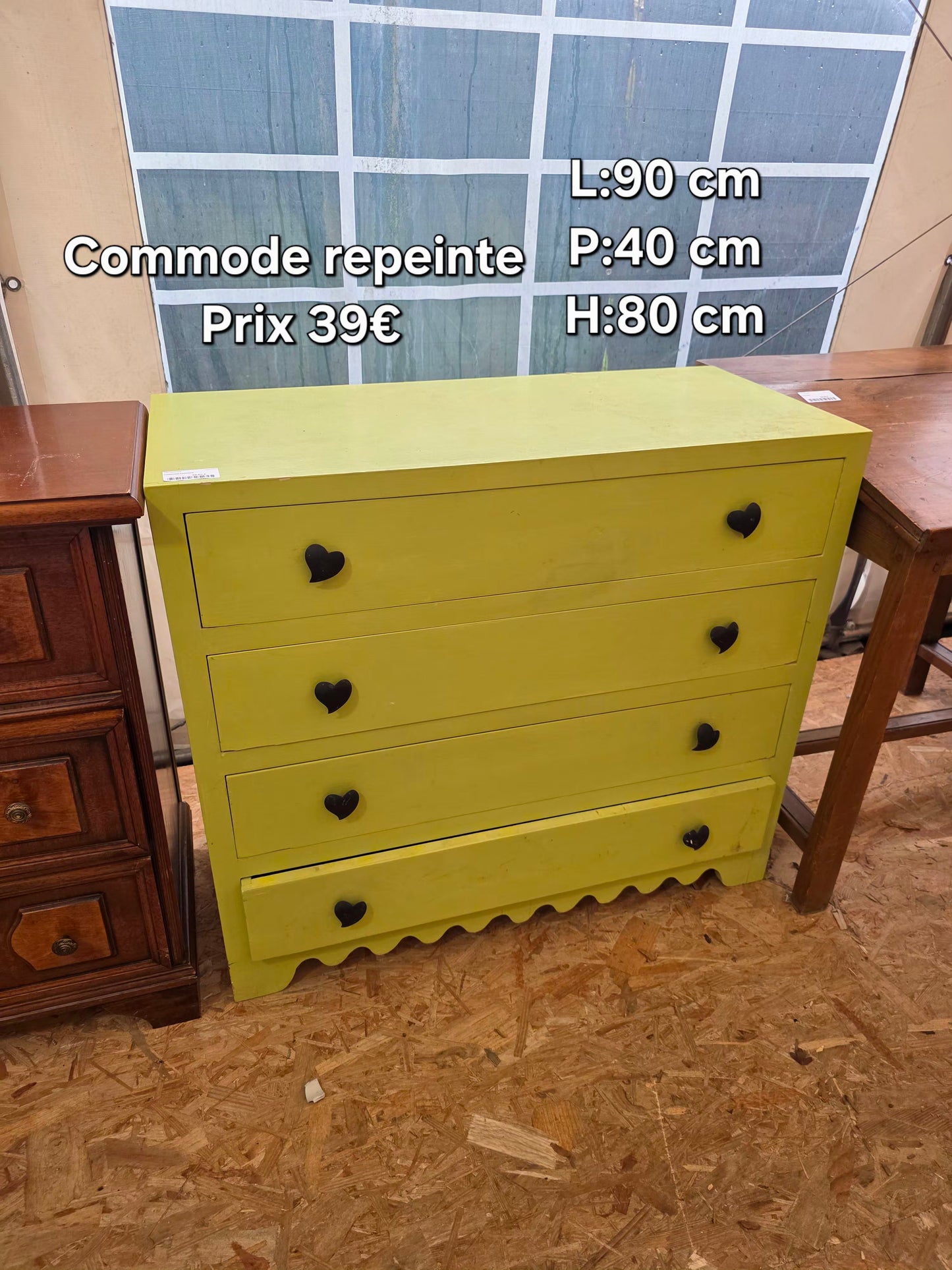 Commode repeinte 050771