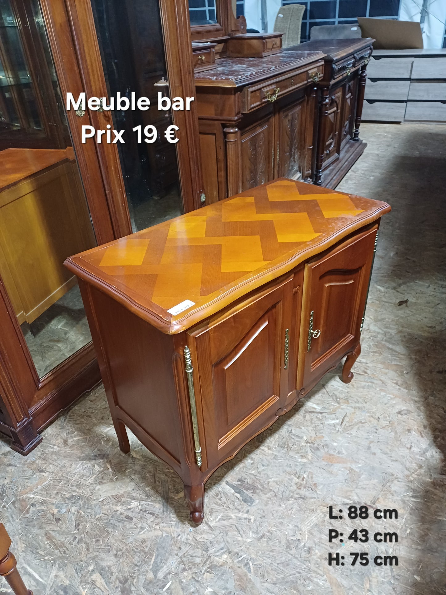 Meuble bar 053443