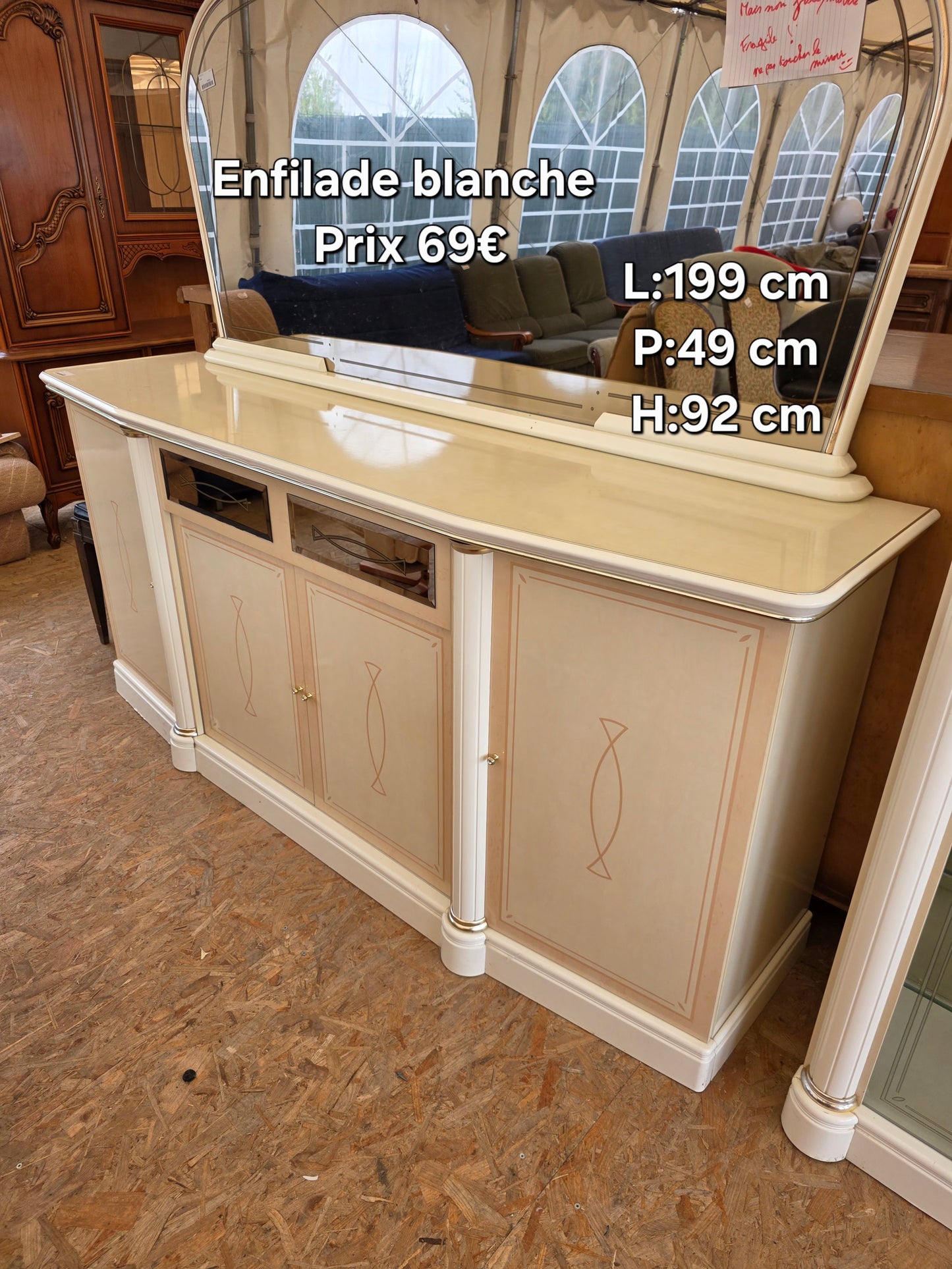 Enfliade blanche 047136