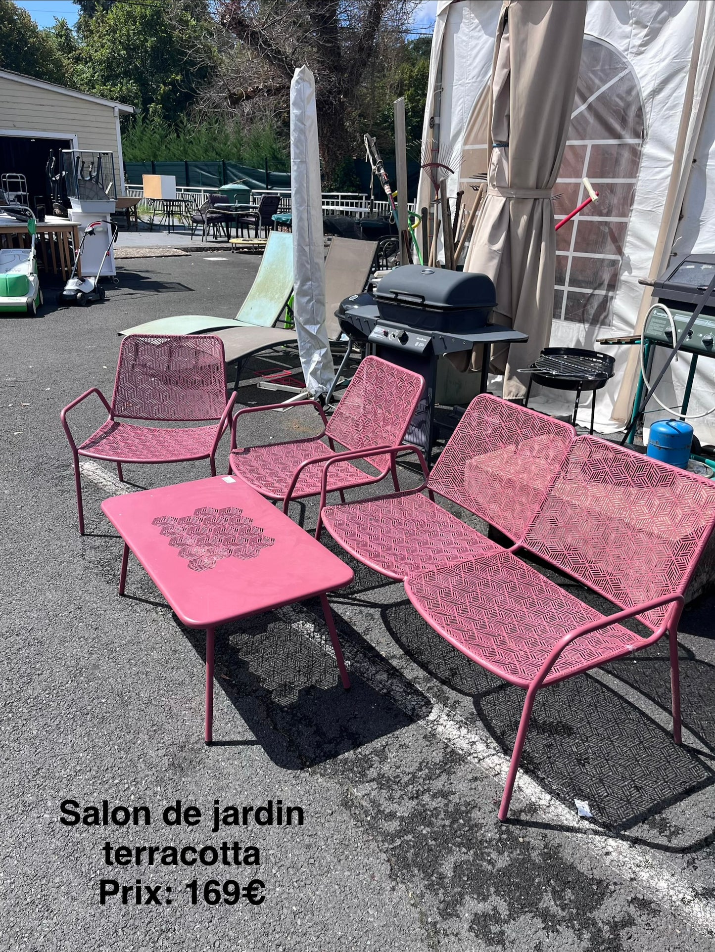 Salon de jardin terracotta