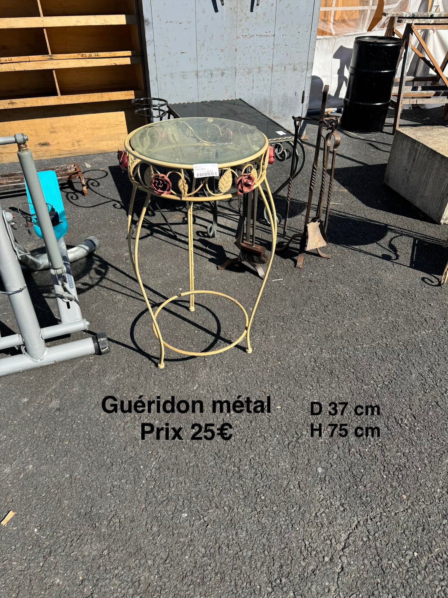Gueiridon métal 064426