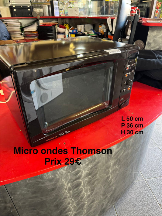 Micro ondes Thomson 049612