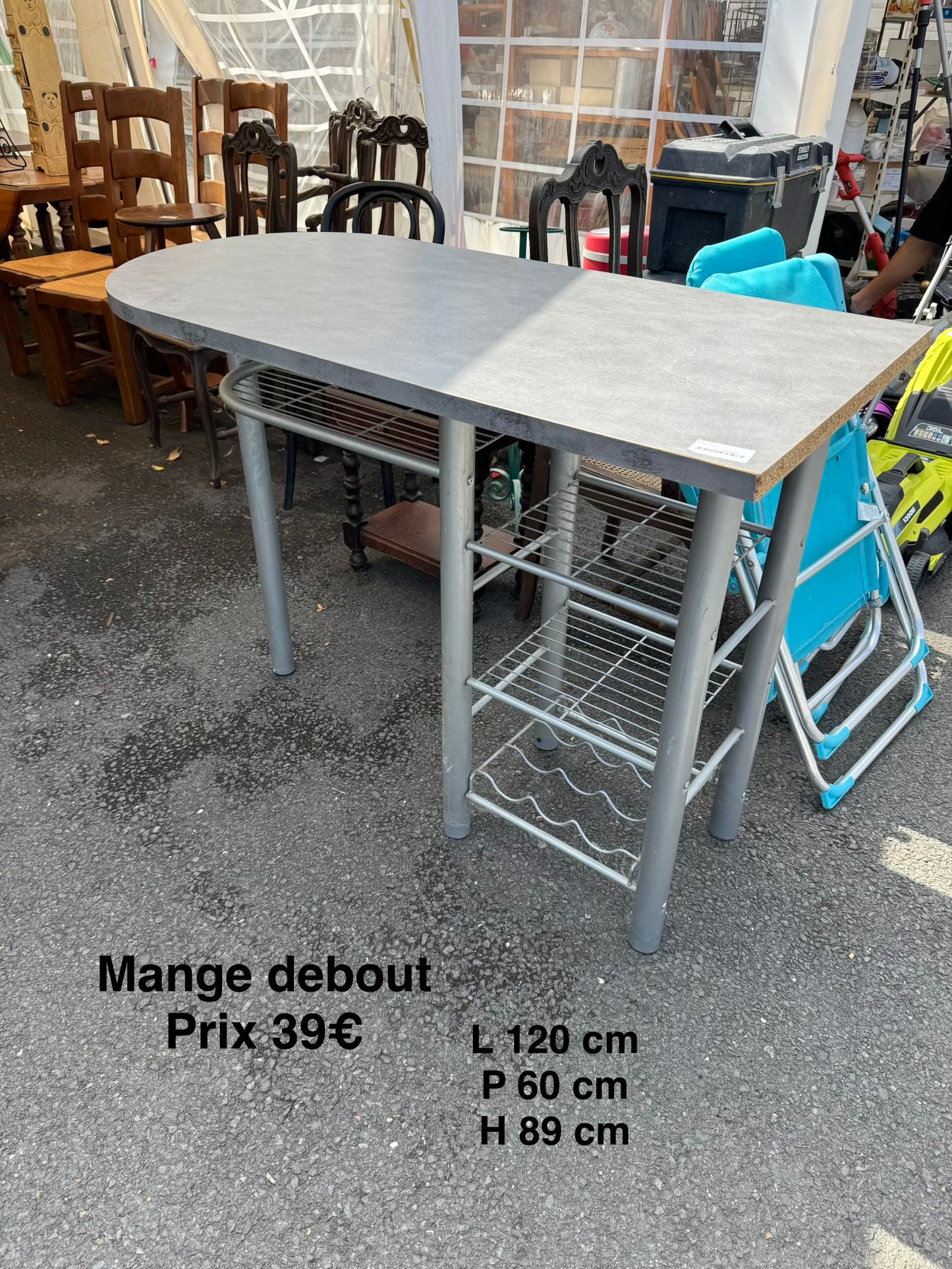 Mange debout 066323