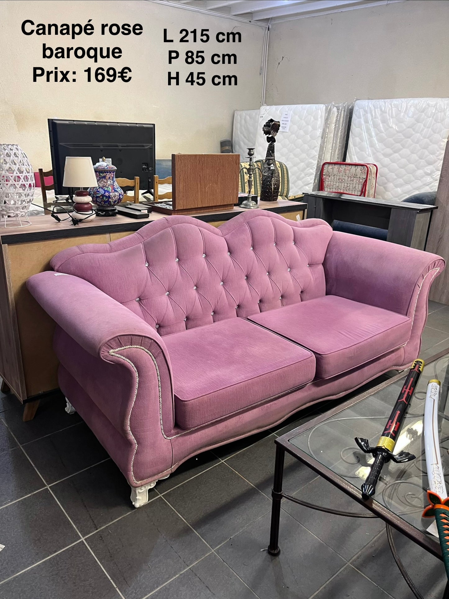Canapé rose baroque 067156