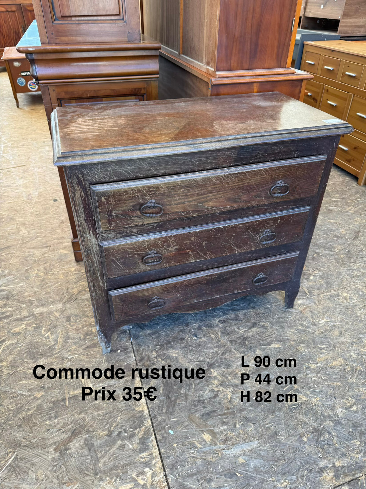 Commode rustique 067897