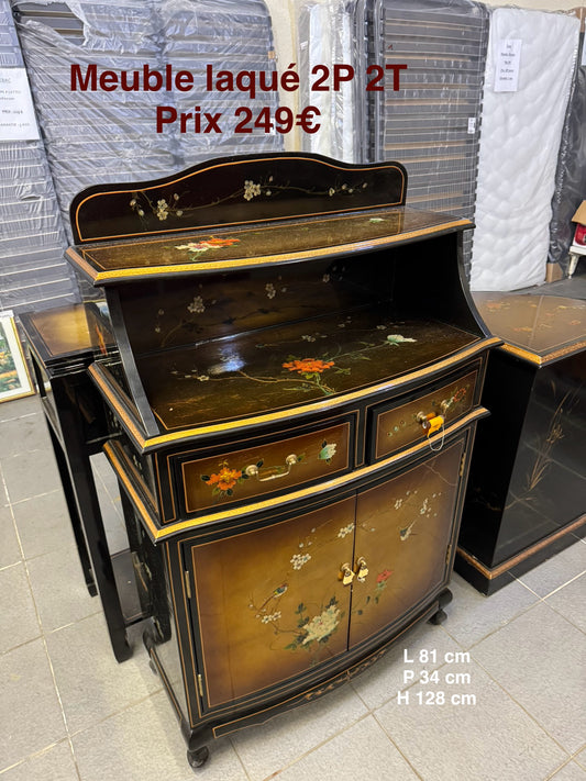 Meuble laqué 2P 2T 048463