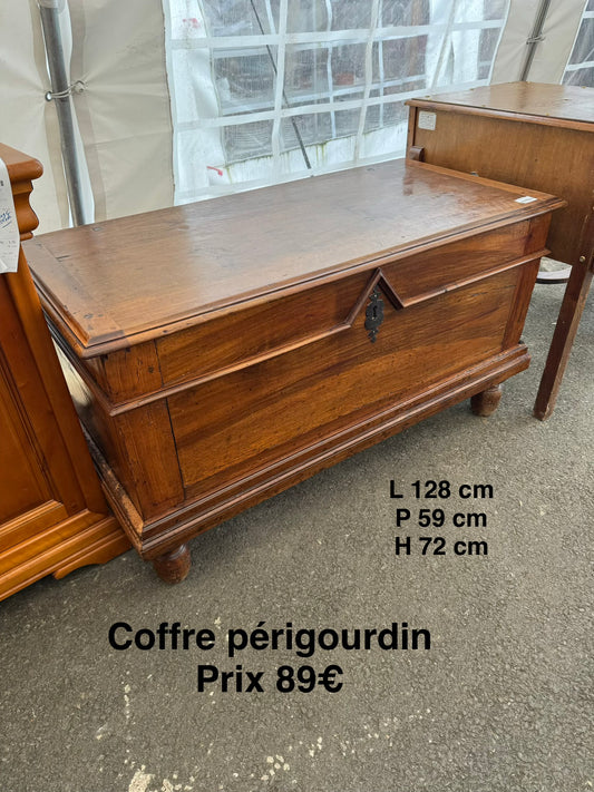 Coffre perigourdin 062566
