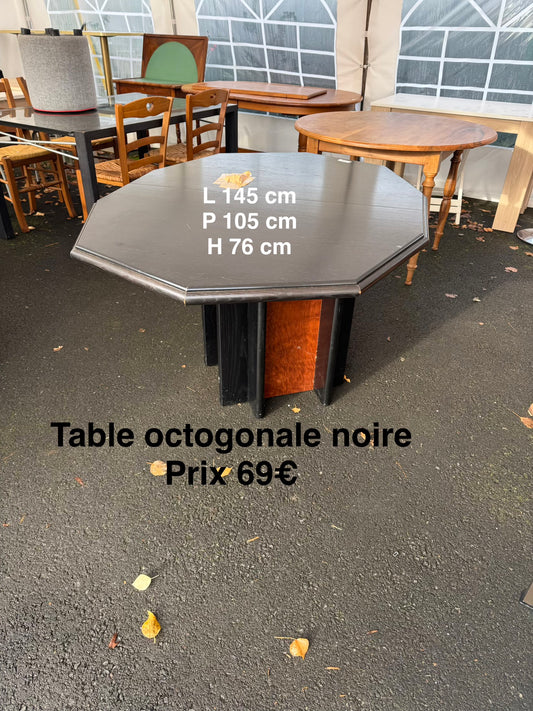 Table octogonale noire 052745