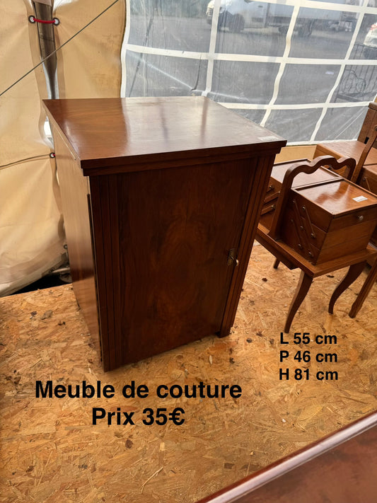 Meuble de couture 051340