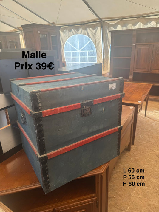 Malle 048839