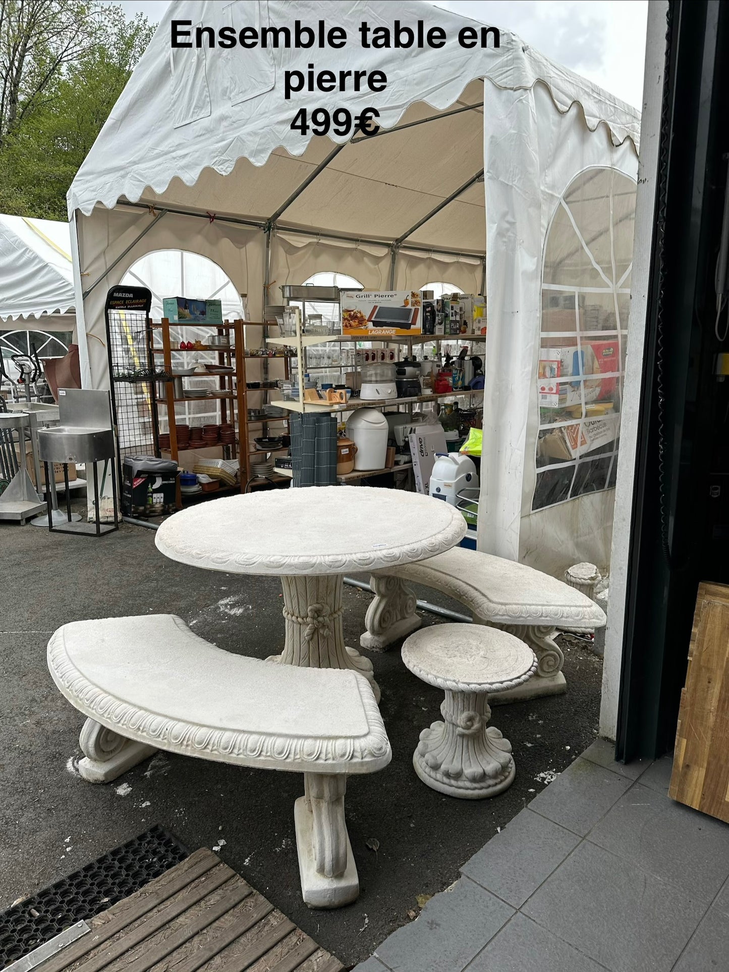 Ensemble en pierre 060197