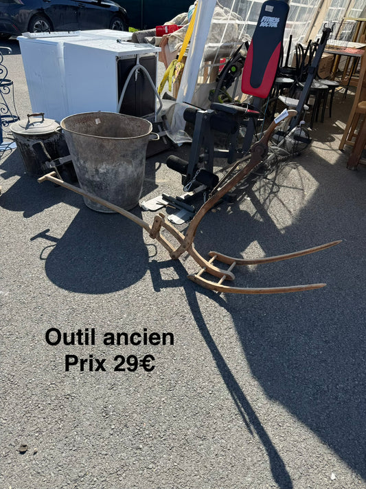Outil ancien 062174