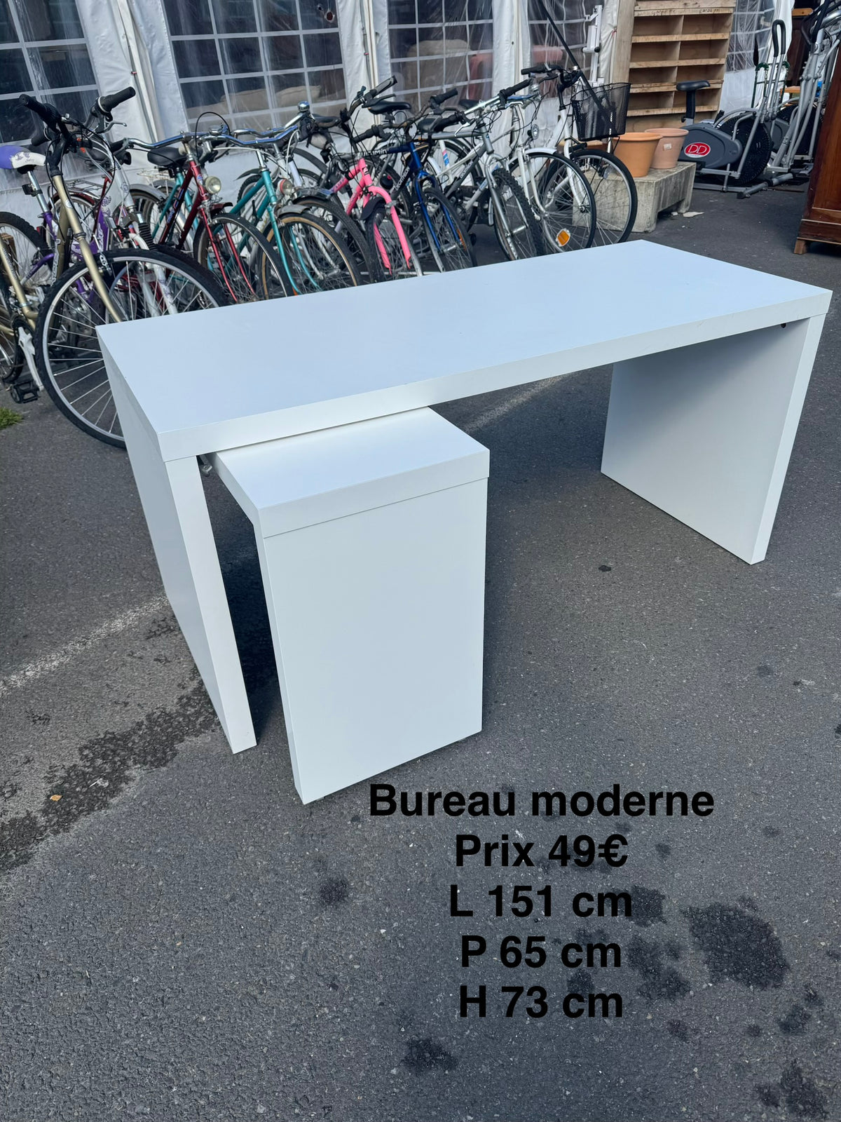 Bureau moderne 069011