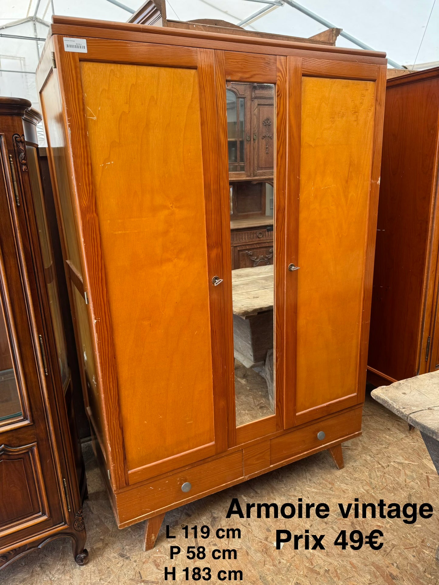 Armoire vintage 062911