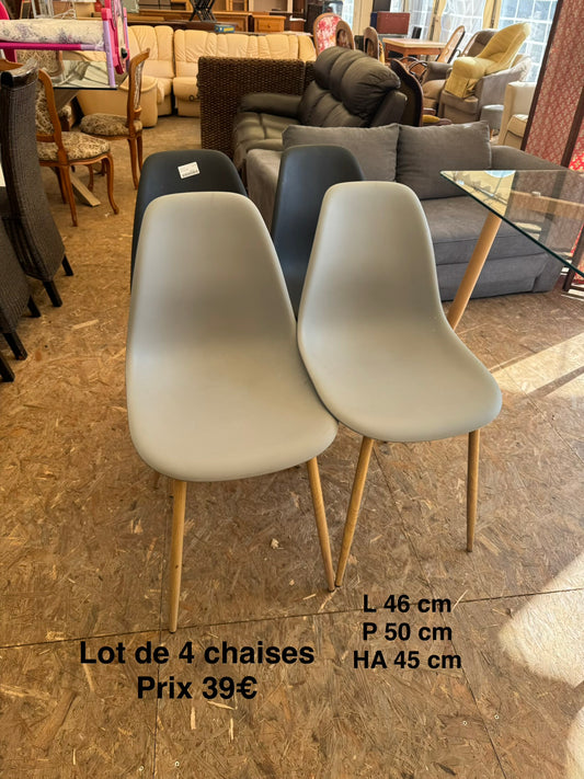 Lot de 4 chaises 066825