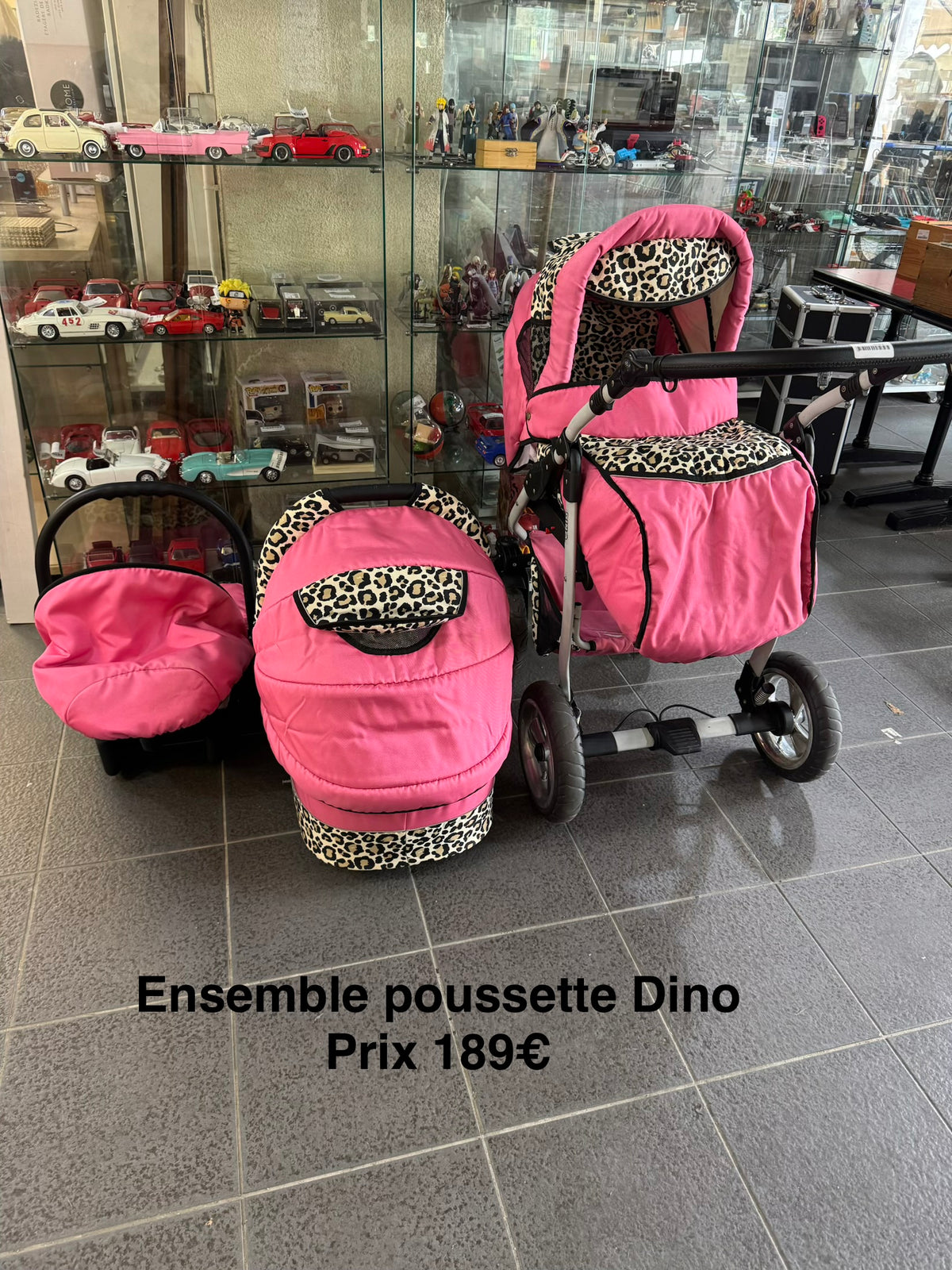 Ensemble poussette Dino 068900