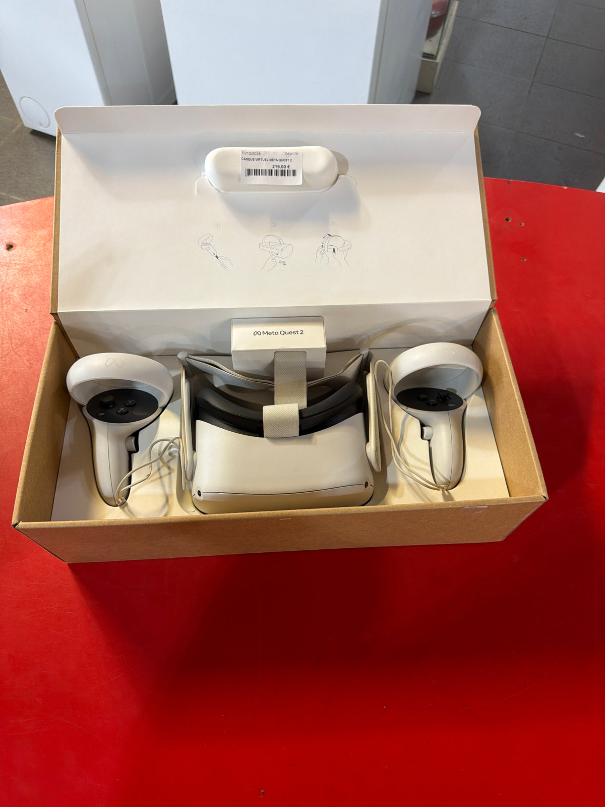 Casque Meta Quest 2 en boîte 069175