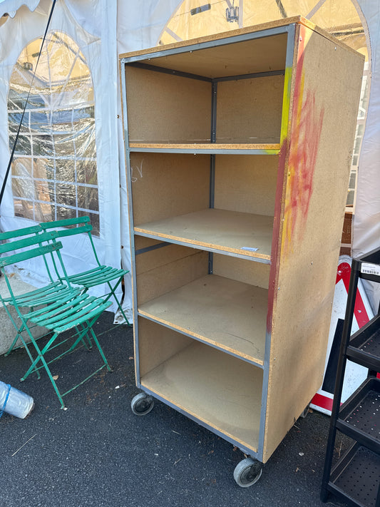Étagère sur roulettes 042853
